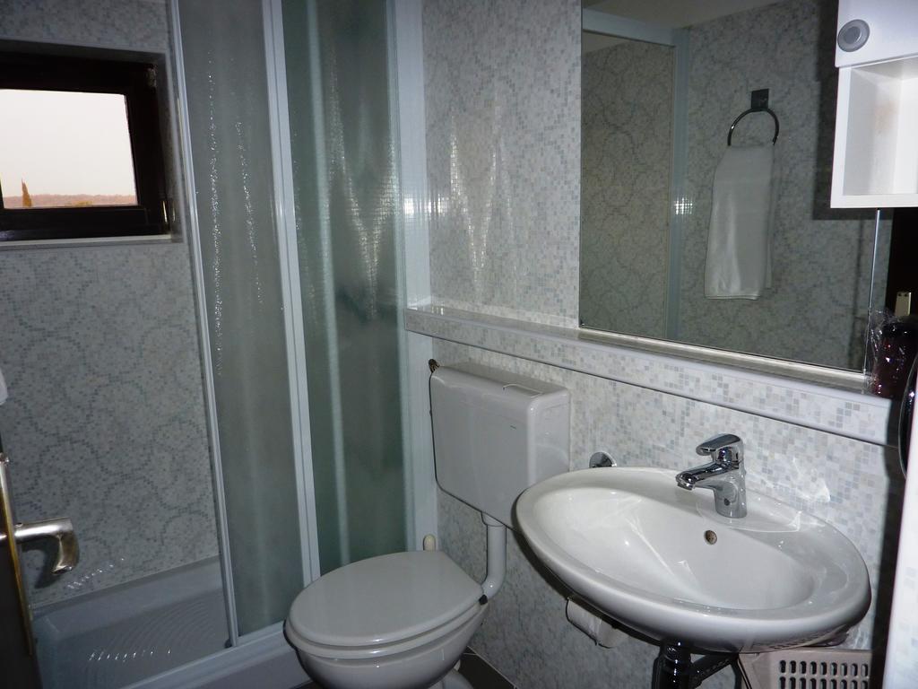 Apartament Onda Funtana Exterior photo