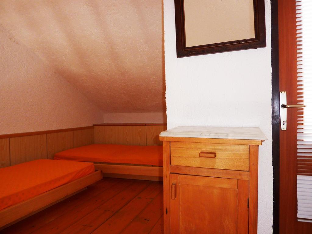 Apartament Onda Funtana Exterior photo