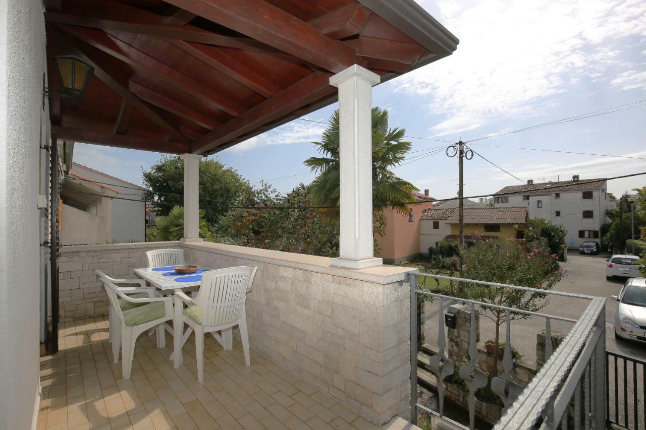 Apartament Onda Funtana Exterior photo